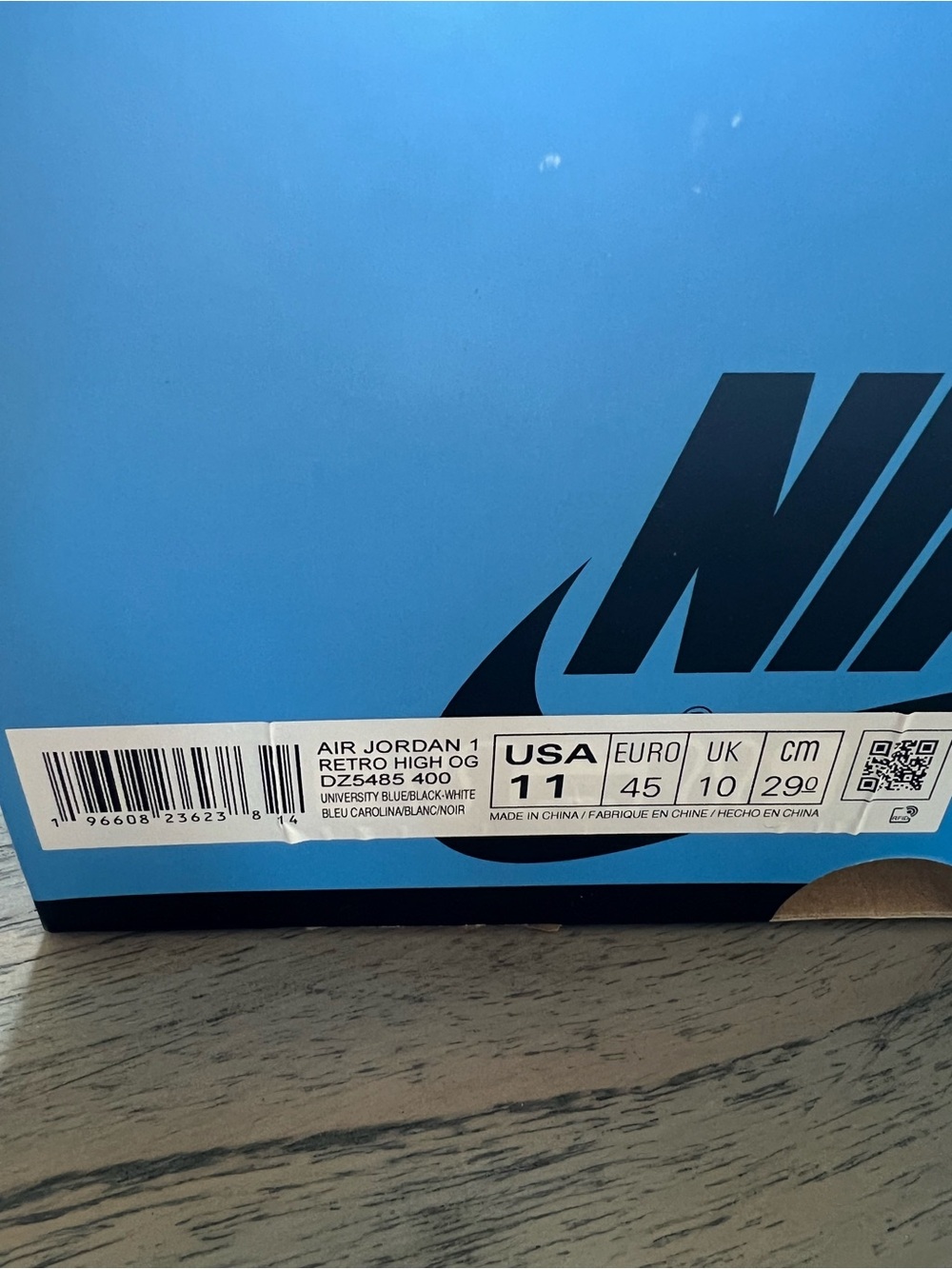 Jordan Air 1 High UNC RETRO— White / Black / University Blue - Picture 7 of 7